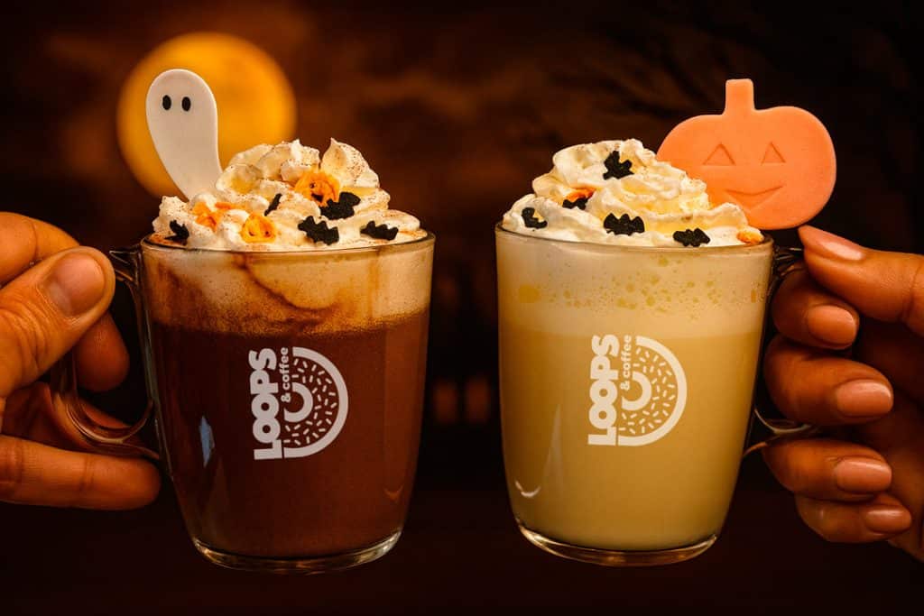 ¡Halloween 2025 llega a Loops And Coffee! Sabores clásicos, diseños terroríficos y una dulce novedad con calabaza y chocolate