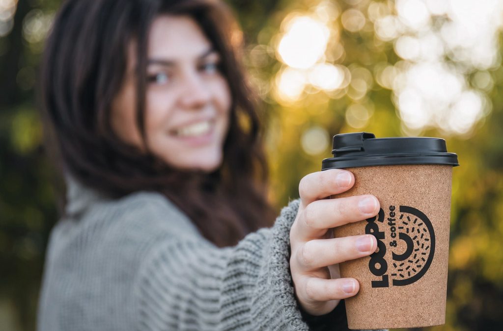 Loops and Coffee lanza ReUse, su sistema de vasos reutilizables que premia el consumo responsable