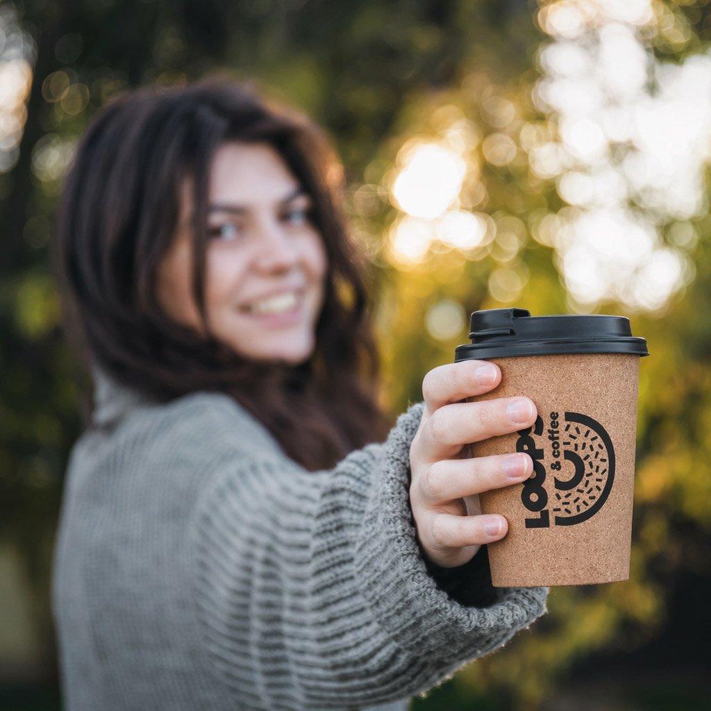 Loops and Coffee lanza ReUse, su sistema de vasos reutilizables que premia el consumo responsable